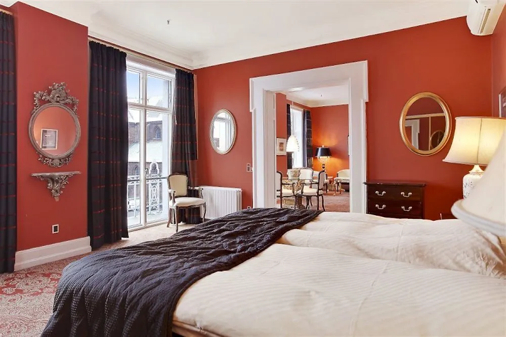 Hotel Royal Aarhus 5*,
